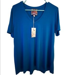 NWT Beautiful Johnny Was Swing Tee V Neck Beautiful Mediterranean Blue. 💙